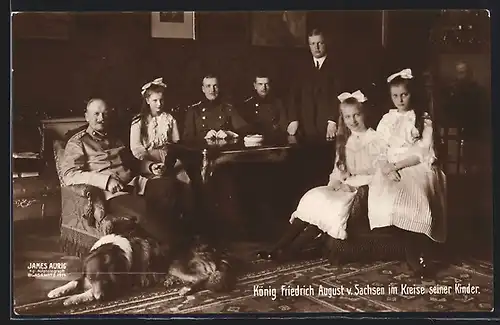 AK König Friedrich August von Sachsen im Kreise seiner Kinder