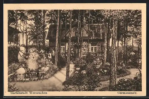 AK Werneuchen, Germanenstrasse mit kleinem Haus