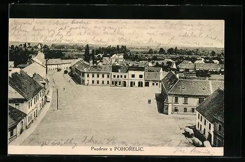 AK Pohorelice, Strassenpartie mit Kirche