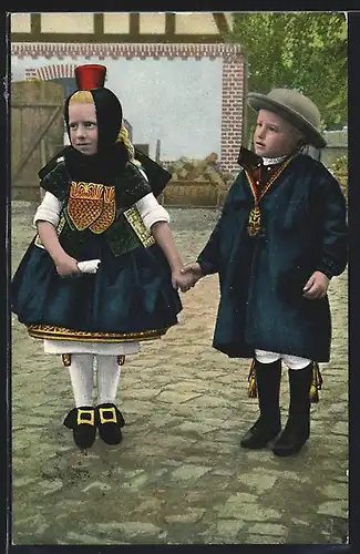 AK Kinder in hessischer Tracht