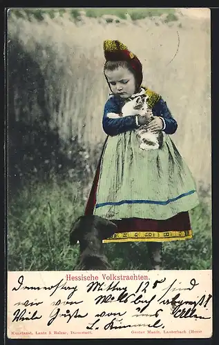 AK Mädchen in hessischer Tracht mit Katze und Hund