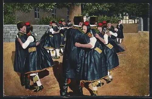 AK Paare beim Schwälmer Tanz, Hessische Trachten