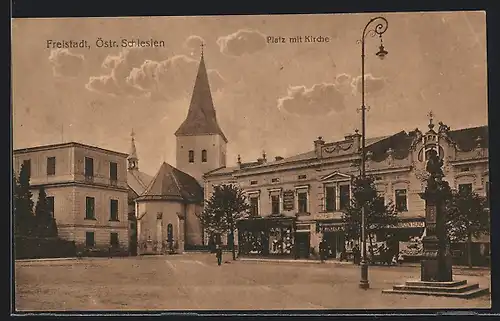 AK Freistadt /Östr. Schlesien, Platz mit Kirche