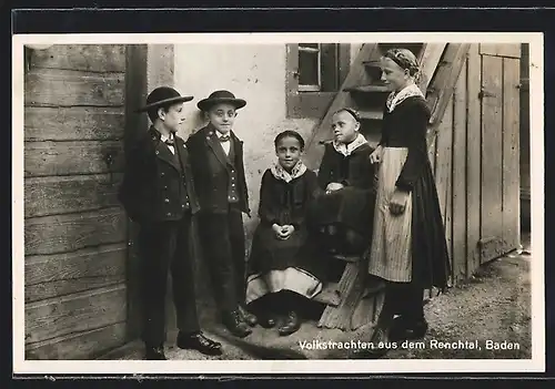 AK Kinder in Trachten aus dem Renchtal, Baden