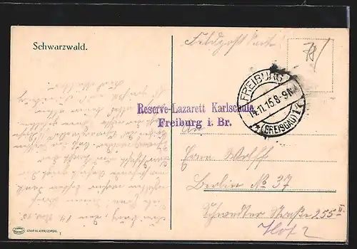 AK Frauen und Kinder in Schwarzwälder Tracht am Ortsrand stehend