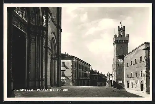 AK Arezzo, Piazza dei Priori