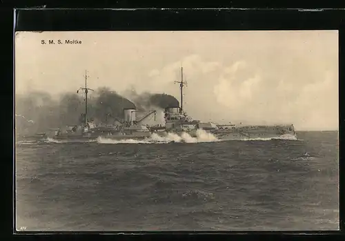 AK Kriegsschiff SMS Moltke in voller Fahrt