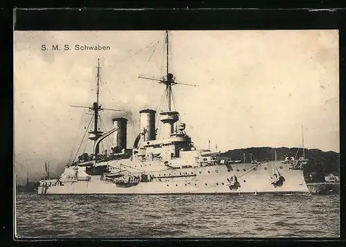 AK Kriegsschiff SMS Schwaben vor einer Küste