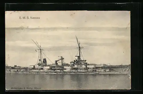 AK Kriegsschiff SMS Nassau bei ruhiger See