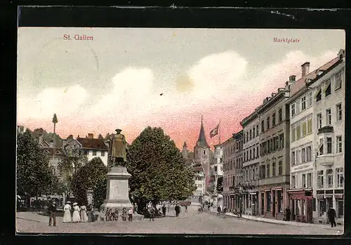 AK St. Gallen, Marktplatz mit Denkmal