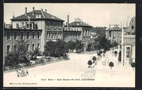 AK Bern, freie Strasse mit chem. Laboratorium