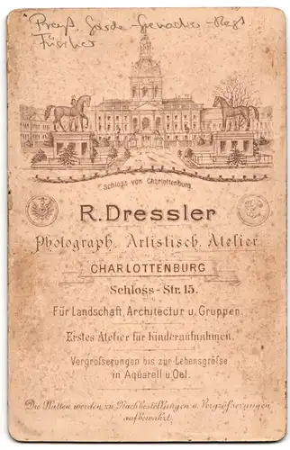 Fotografie Robert Dressler, Berlin-Charlottenburg, Schlossstrasse 15, Füsilier im Preuss. Garde-Grenadier-Rgt