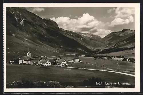 AK Realp im Urserntal, Ortsansicht mit Wolken und Schatten