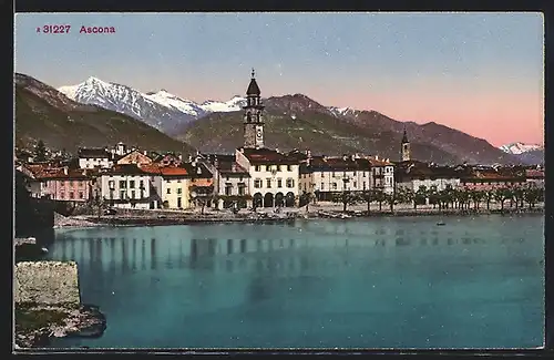 AK Ascona, Stadtpanorama gegen Bergkette am See