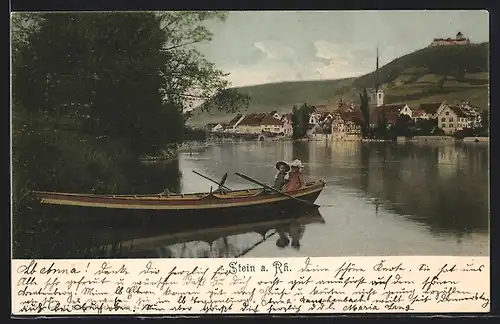 AK Stein a. Rh., Ruderboot am Ufer mit zwei Kindern