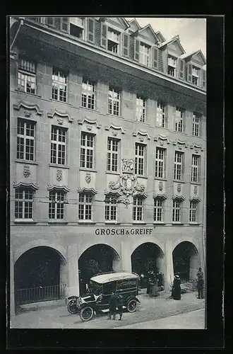 AK Bern, Geschäftshaus Grosch & Greif, Strassenansicht mit Firmenauto