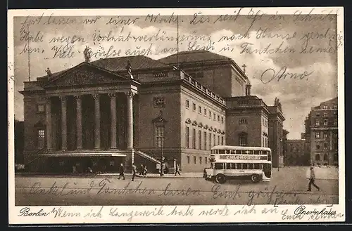 AK Berlin, Strassenpartie vor Opernhaus mit Doppeldeckerbus