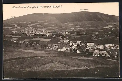 AK Oberwiesenthal (Erzgeb.), Blick aus der Vogelschau mit Böhm. Wiesenthal und Fichtelberg