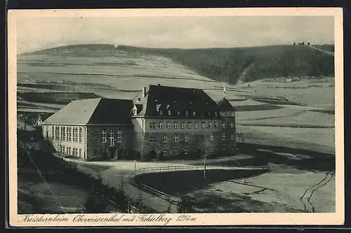 AK Oberwiesenthal, das Kreisturnheim mit Blick zum Fichtelberg