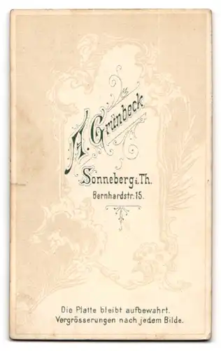 Fotografie A. Grünbeck, Sonneberg, Bernhardstr. 15, Attraktiver Herr mit stechenden Augen und Schnauzbart