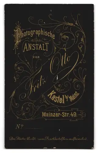 Fotografie Fritz Otto, Kastel, Mainzer Str. 49, Gutbürgerlicher Herr mit Vollbart und Scheitel