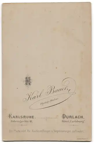 Fotografie Karl Bauer, Karlsruhe, Zähringer-Str. 41, Ehepaar in zeitgenössischer Kleidung
