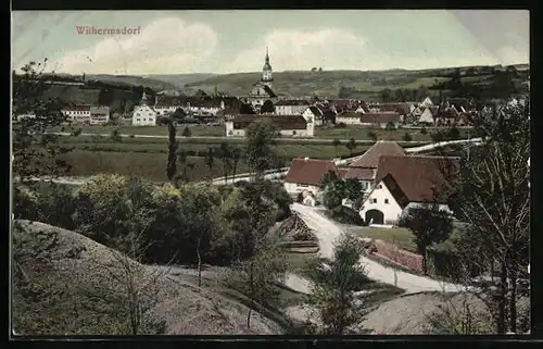 AK Wilhermsdorf, Ortsansicht mit Landstrasse und Fernblick