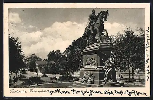 AK Karlsruhe, Kaiserplatz mit Reiterstandbild und Strassenbahn