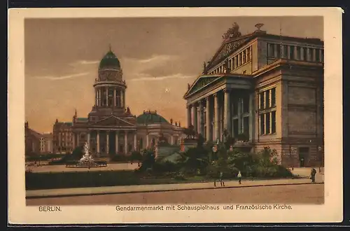 AK Berlin, Schauspielhaus und Französische Kirche am Gendarmenmarkt