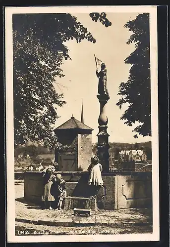 AK Zürich, Züricherinnenbrunnen auf dem Lindenhof