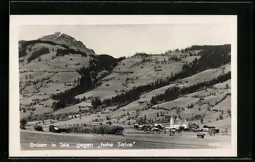 AK Brixen, Ortsansicht im Tal gegen hohe Salve