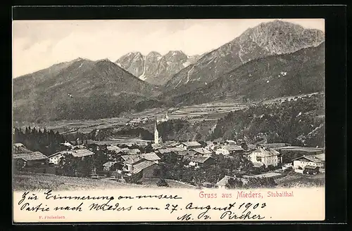 AK Mieders /Stubaithal, Ortsansicht mit Kirche gegen Bergkette