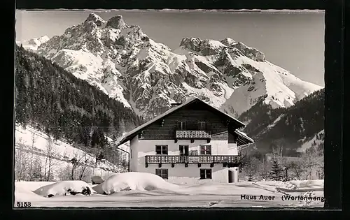 AK Werfenweng, Haus Auer mit Blick auf die Berge