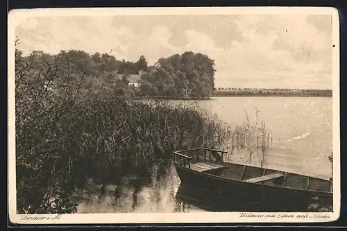 AK Lindow / Mark, Partie am Witzsee mit Blick aufs Kloster, Boot