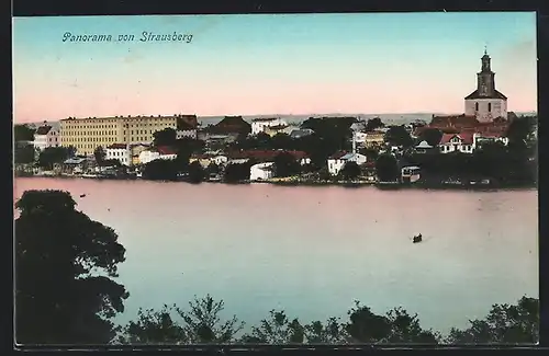 AK Strausberg, Panorama mit Kirche und Fluss