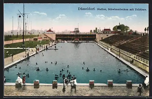 AK Düsseldorf, Stadion, Schwimmbecken mit Tribünen