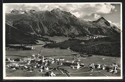 AK Celerina, Ortsansicht mit Blick gegen Piz Languard