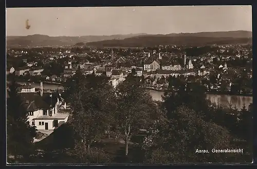 AK Aarau, Ortsansicht mit grossem Gebäude und Uhrturm
