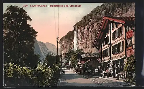 AK Lauterbrunnen, Dorfstrasse und Staubbach