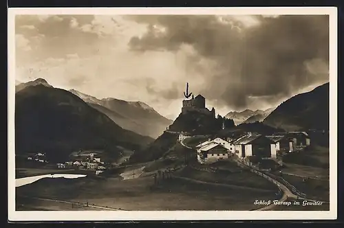 AK Tarasp, Schloss Tarasp im Gewitter