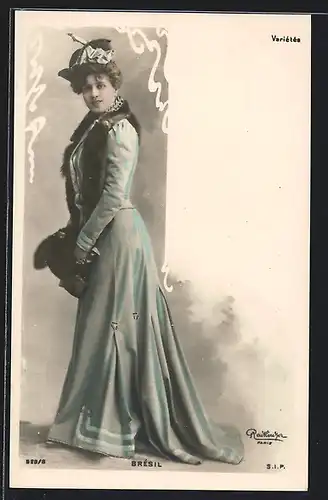 Foto-AK Atelier Reutlinger, Paris: Brésil im eleganten langen Kleid und mit Hut