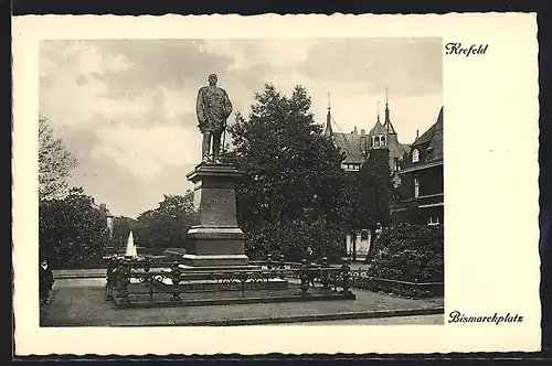 AK Krefeld, Denkmal am Bismarckplatz