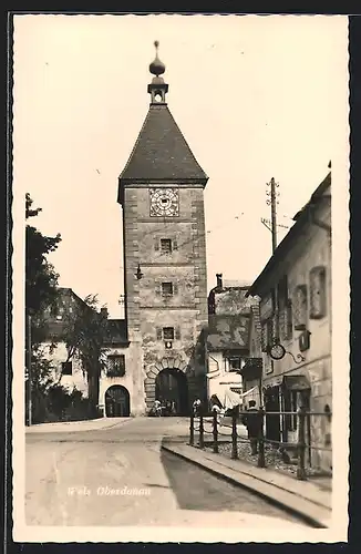 AK Wels /Oberdonau, Blick auf Turm mit Uhr