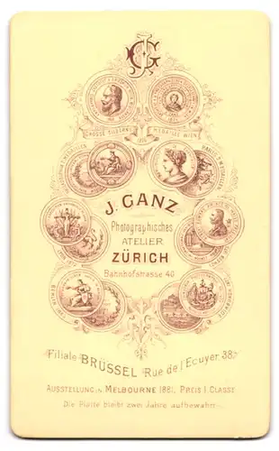 Fotografie J. Ganz, Zürich, Bahnhofstr. 40, Junge hübsche Frau mit Ohrringen und schmaler Nase