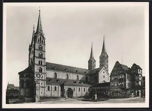 AK Bamberg, Der Dom von Nordost, rechts die alte Hofhaltung