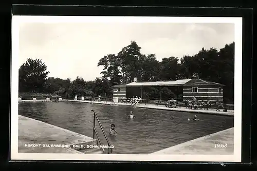 AK Bad Sauerbrunn, Partie am Schwimmbad mit Kindern im Becken