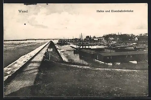 AK Wesel / Rhein, Hafen und Eisenbahnbrücke