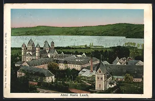 Goldfenster-AK Maria Laach, Abtei Maria Laach mit leuchtenden Fenstern