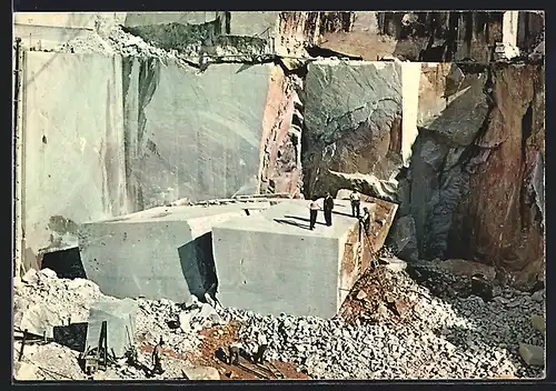 AK Carrara, Arbeiter an den Marmorbrüchen