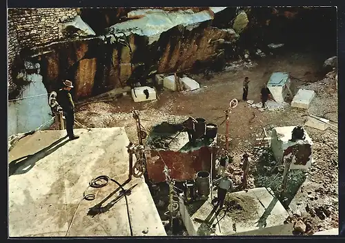 AK Carrara, Bergarbeiter in den Marmorbrüchen